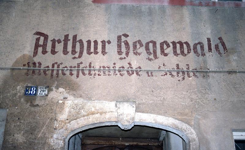 Meißen, Görnische Gasse 38, 1.12.1996.jpg - Arthur Hegewald, Messerschmiede u. Schleiferei